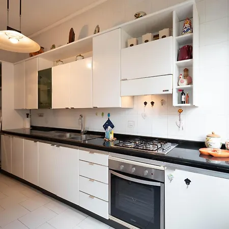 Apartment Un Salto Al Vomero By Dimorra Neapel