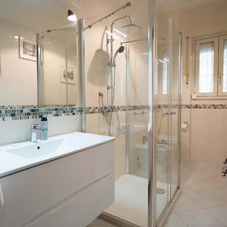 Un Salto Al Vomero By Dimorra Apartment Neapel