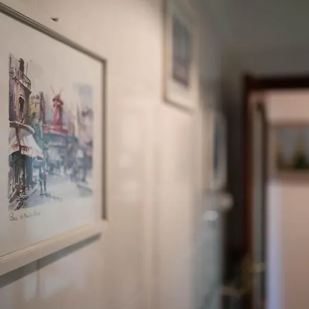 Un Salto Al Vomero By Dimorra *