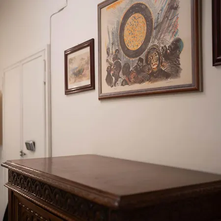 Apartment Un Salto Al Vomero By Dimorra